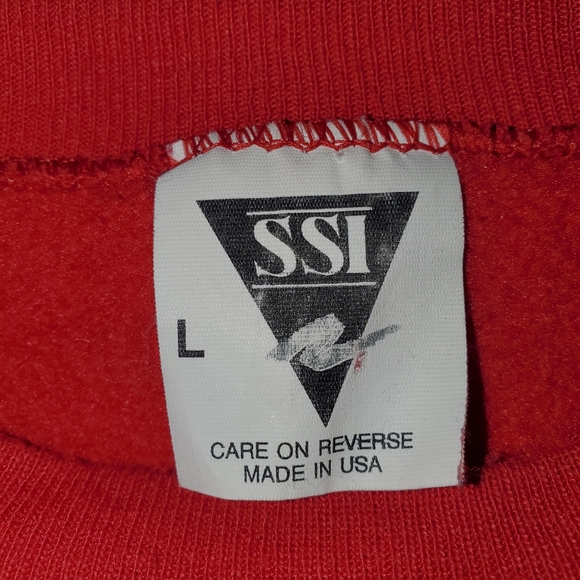 Vintage 'The Simpsons' Sweater - Picture 4 of 5